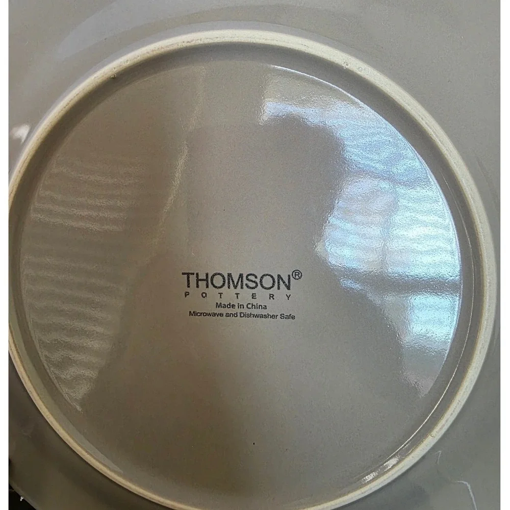 Thomson Pottery Dinner Plate and Soup Bowl Set Embossed Floral‎ Design Taupe